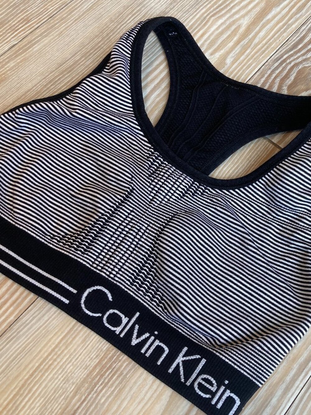 Calvin Klein Sports Bras Wht/Blk Border & Blk Reversible Size Small (No Cups)